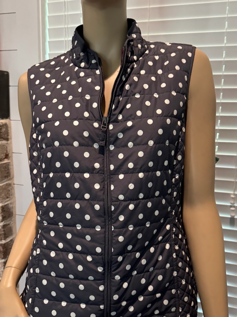 Black Talbots Size Large Polka Dot Quilted Puffer Vest - Sleeveless Zip Front